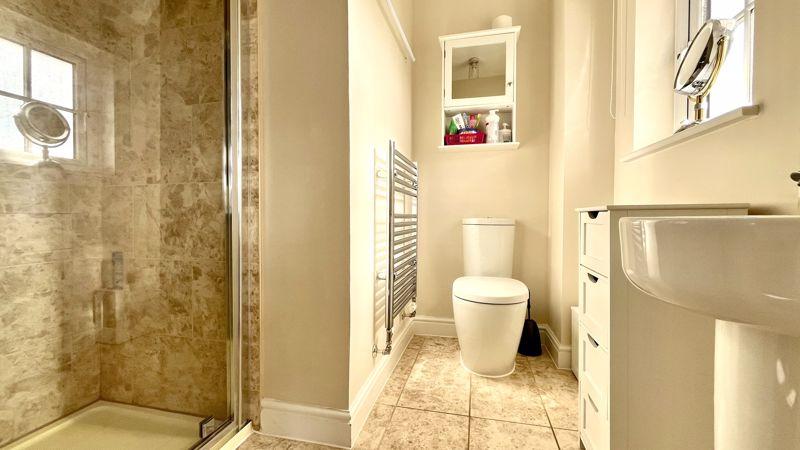 En-Suite to Bedroom
