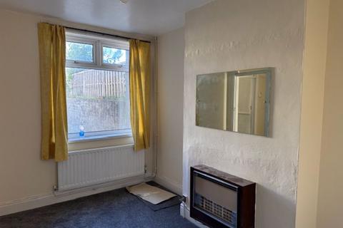 3 bedroom terraced house to rent, Eve Road, Easton, Bristol