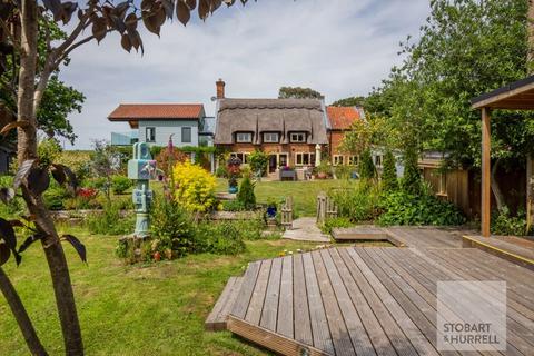 4 bedroom detached house for sale, South Walsham Road, Norwich NR13