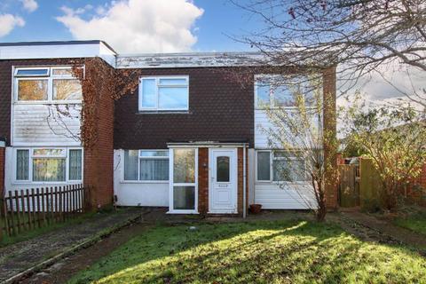 2 bedroom maisonette for sale, Verney Close, Tring