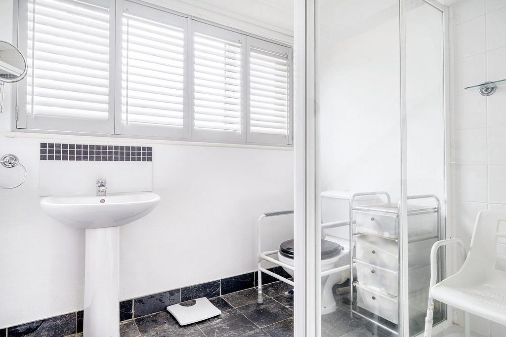 Ensuite Shower