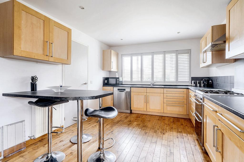 Kitchen / Breakfast Room