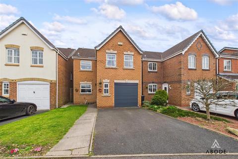 3 bedroom detached house for sale, Pershore Drive, Burton-on-Trent DE14