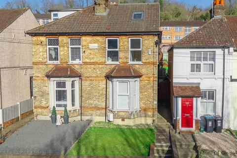 4 bedroom semi-detached house for sale, Godstone Road, Whyteleafe CR3