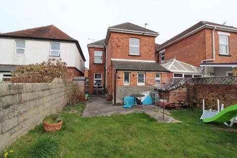 4 bedroom house for sale, Beautifully Presented 4-Bedroom Detached Family Home in Prime Location