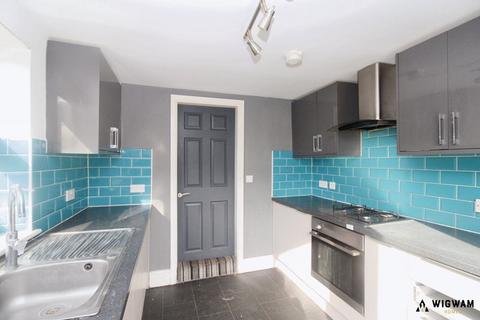 4 bedroom terraced house for sale, Edgecumbe Street, Hull, HU5