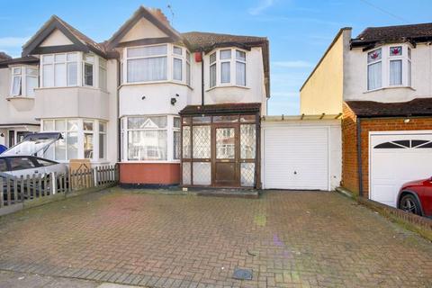 3 bedroom semi-detached house for sale, Hadleigh Road, Edmonton