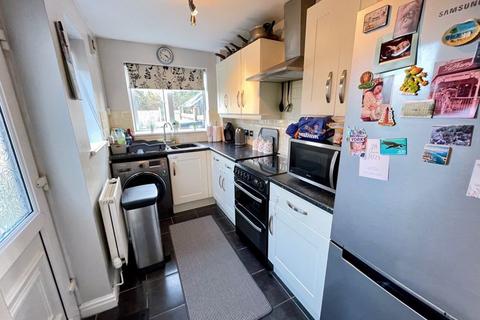 2 bedroom semi-detached house for sale, Duke Road, Ponciau, Wrexham