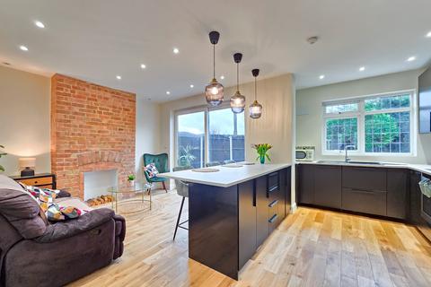 39 Agaton Road, London, SE9 3RN