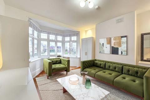 39 Agaton Road, London, SE9 3RN