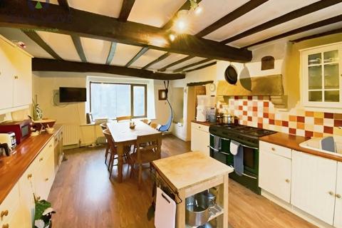 undefined, Main Street, Keighley BD22