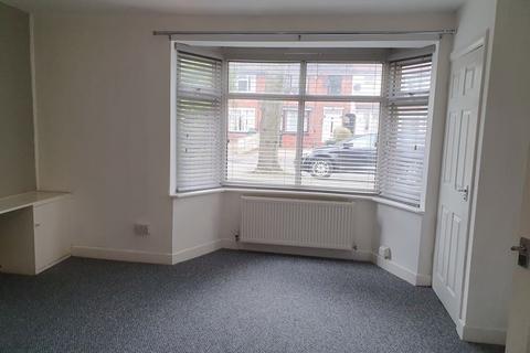 3 bedroom terraced house to rent, Dorothy Road, Smethwick