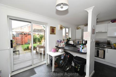 3 bedroom terraced house for sale, Helm Close, Gosport