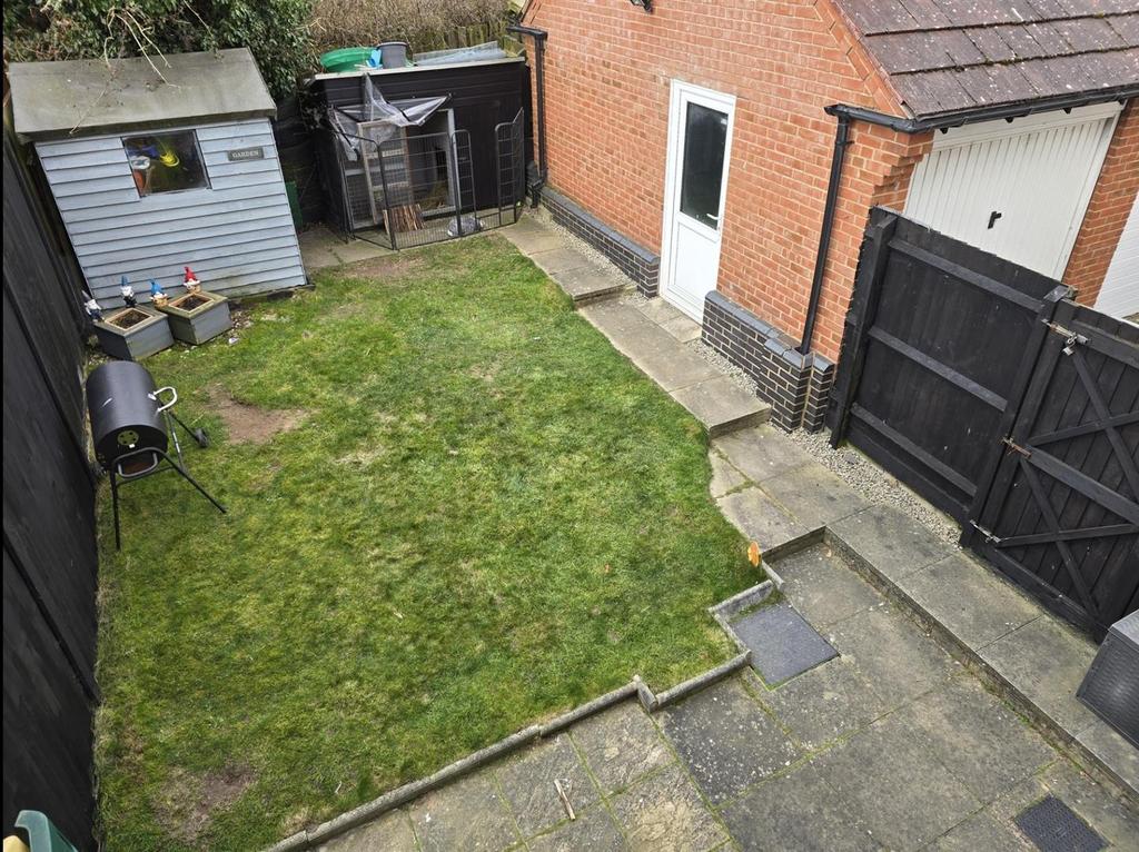 19 livingstone garden.jpg