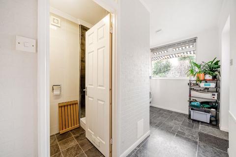 undefined, Coulsdon Road, Coulsdon CR5