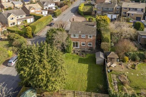 4 bedroom detached house for sale, Wallace Close, Tunbridge Wells