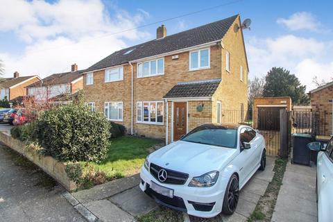 3 bedroom semi-detached house for sale, Fulmar Road, Bedford MK41