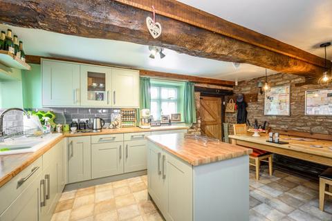 4 bedroom detached house for sale, Hereford HR2