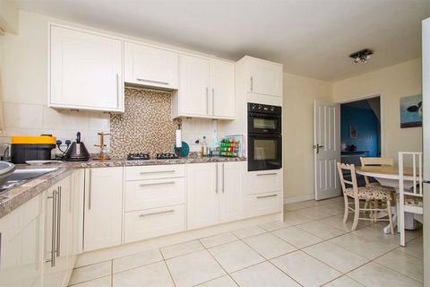 4 bedroom semi-detached house for sale, Oatfield Close, Burntwood WS7