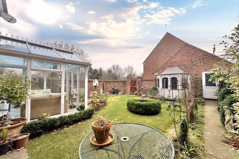 4 bedroom detached house for sale, Paradise Close, Loughborough LE12