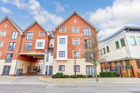 2 bedroom ground floor flat for sale, St. James's Street, Portsmouth, Hampshire