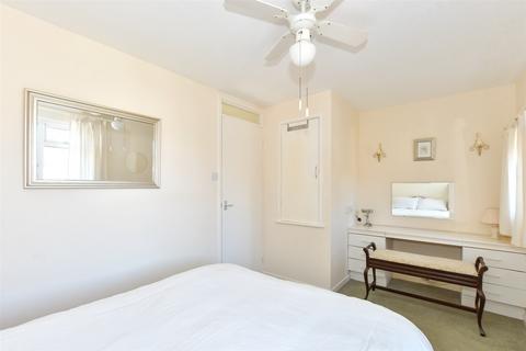 3 bedroom end of terrace house for sale, Meadvale, Horsham, West Sussex