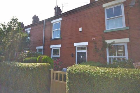 2 bedroom terraced house to rent, Mill Lane, Wigan WN8