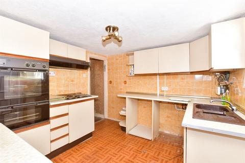 2 bedroom terraced house for sale, King Street, Gillingham, Kent