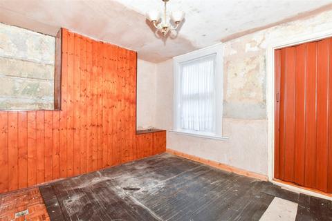 2 bedroom terraced house for sale, King Street, Gillingham, Kent