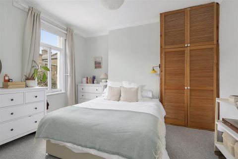 3 bedroom property for sale, Lorne Road, Stroud Green