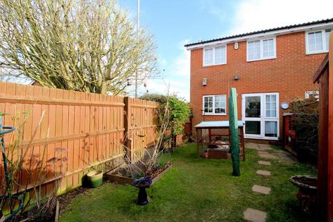 26 Cheslyn Close, Luton, LU2 8UA