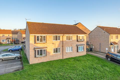 2 bedroom apartment for sale, Abbots Close, Ilminster, Somerset, TA19