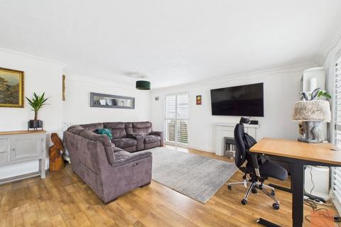 8 Penwinnick Parc, St Agnes, TR5 0UQ
