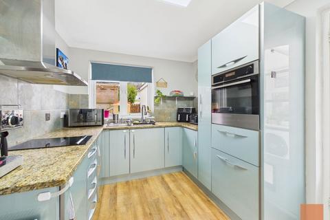 8 Penwinnick Parc, St Agnes, TR5 0UQ