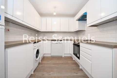 6 bedroom house to rent, Ambassador Square, Canary Wharf, London E14