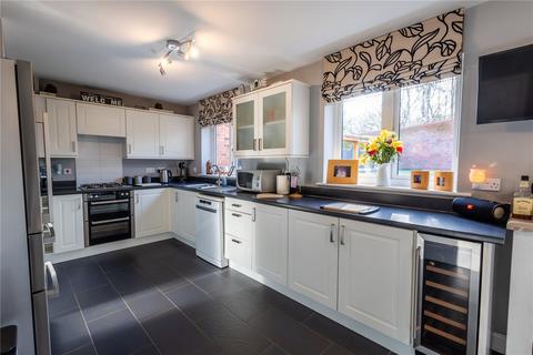 4 bedroom detached house for sale, Nelsons Walk, Dawley Bank, Telford, Shropshire, TF4