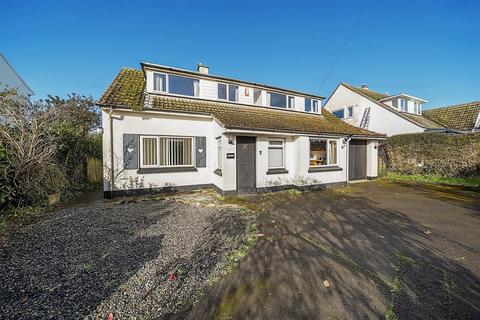 4 bedroom detached house for sale, Barbican Road, Looe