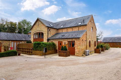 3 bedroom barn conversion for sale, Kineton Road, Gaydon CV35