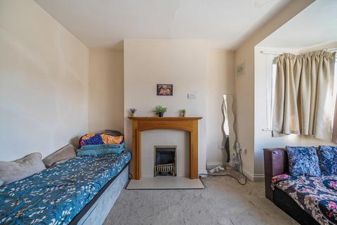 2 bedroom maisonette for sale, Harrow View, Harrow