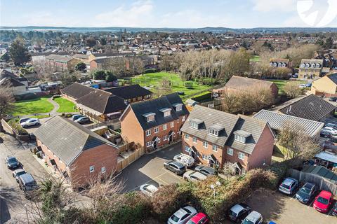 5 Woolhouse Place, Dartford, DA2 6AG