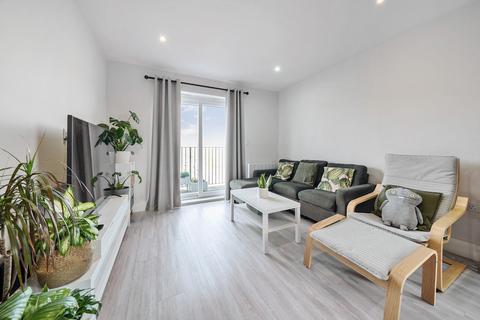 4 bedroom apartment for sale, Ruislip Road, Northolt, Middlesex