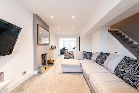 17 Whinfell Way, Gravesend, DA12 4RX