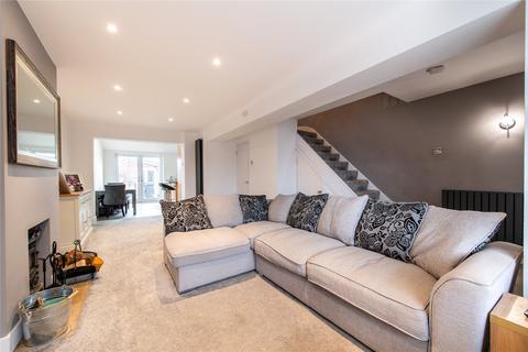 17 Whinfell Way, Gravesend, DA12 4RX