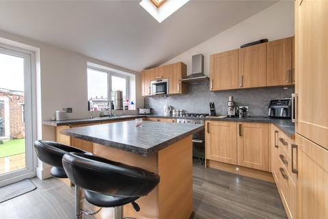 17 Whinfell Way, Gravesend, DA12 4RX
