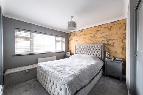 17 Whinfell Way, Gravesend, DA12 4RX