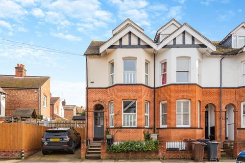 4 bedroom end of terrace house for sale, Selby Avenue, St. Albans, Hertfordshire