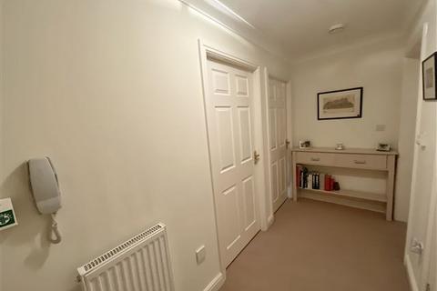 2 bedroom flat for sale, Woodlands, Rotherham, S60 3EQ