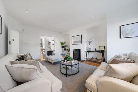 4 bedroom semi-detached house for sale, Gardiner Avenue, London NW2