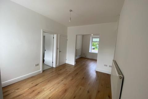 3 bedroom terraced house to rent, Ellens Row, Skewen, Neath