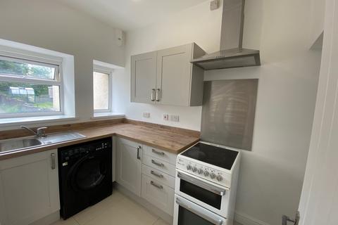 3 bedroom terraced house to rent, Ellens Row, Skewen, Neath